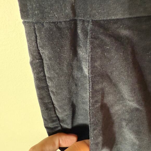 L.L.Bean Black Velvet Mini Skirt Women's Size 16 Cotton Spandex - Picture 4 of 9